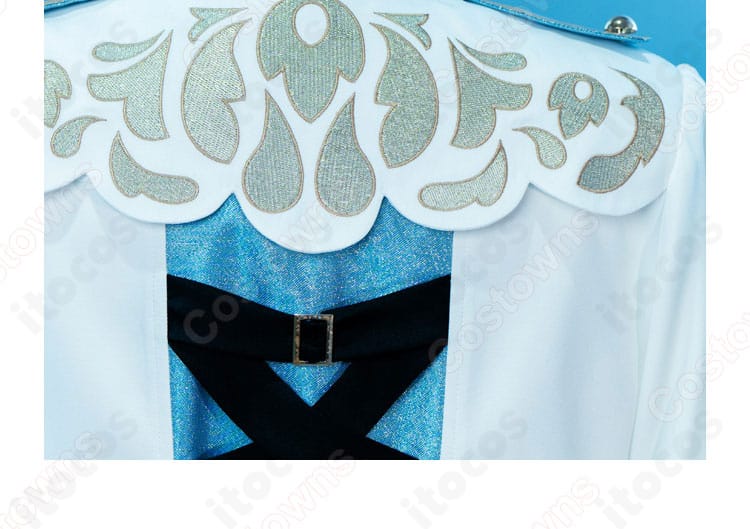 姫宮桃李イメージのTRIP衣装、袖口とパンツ装飾のアップ。ステッチとパイピングの仕上げが分かる写真