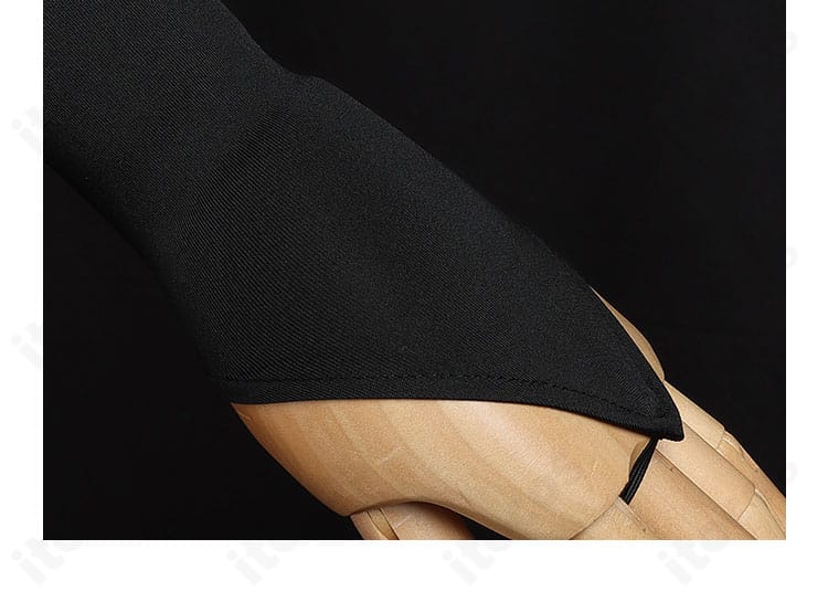 ハイキュー!! 黒尾鉄朗 コスプレ 袖口ディテール。カフの縫製精度とライン配色の整いをチェックできる画像