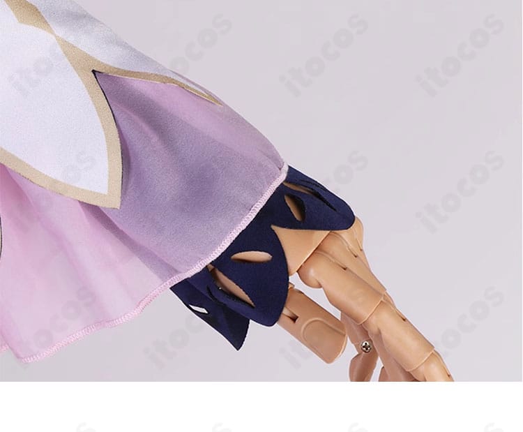 暁山瑞希 コスプレ衣装 袖口の正面アップ。カフスの装飾と縫製の丁寧さがわかるカット