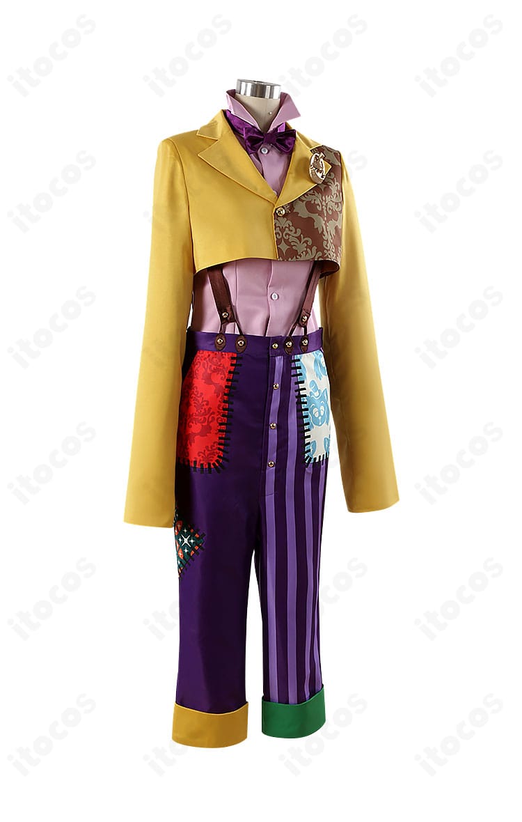 ツイステ ギデル ステージ衣装の側面シルエット。コートの広がりと装飾の立体感、尻尾アクセントの位置を確認できる画像。