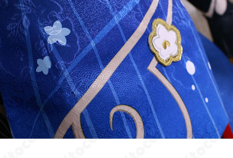 原神 甘雨コスプレ衣装のスカート裾柄刺繍ディテール。模様の再現度と発色を確認できるカット