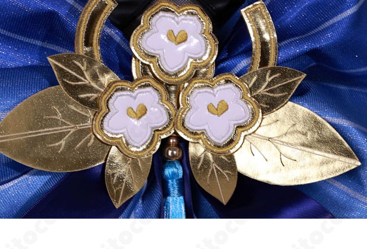 原神 甘雨コスプレ衣装の後腰蝶形オーナメント。立体感と装飾の配置を示す背面アップ