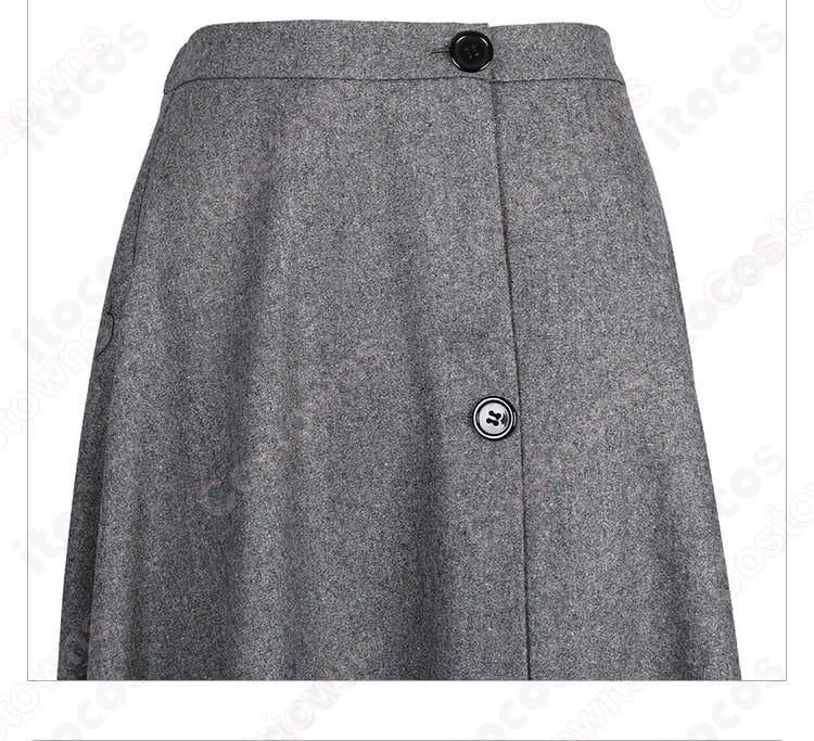 スカートのヘムラインとプリーツ感を示すワンダーウーマン1984衣装ディテール