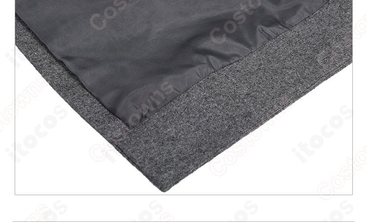 コート裾の縫製と落ち感が分かるワンダーウーマン1984 ダイアナ・プリンス衣装