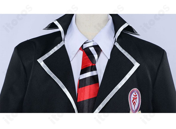 奥村燐コスプレ制服のシャツ襟元とネクタイのアップ。正十字学園風の端正な襟周りの仕立てを強調