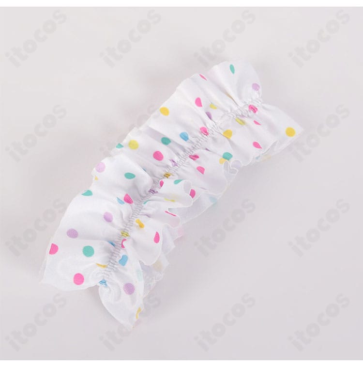 星野アイの水着衣装用アクセサリーの近接。髪飾りなど小物のカラーコーデが統一。