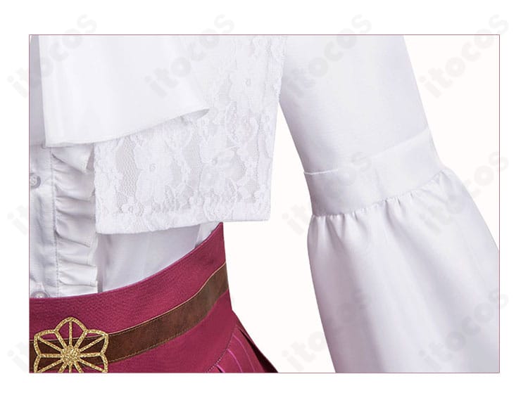 鬼滅の刃 竈門禰豆子 伍周年記念祭コスプレ衣装の襟元と袖口のクローズアップ。精緻な刺繍とステッチワークが特徴。