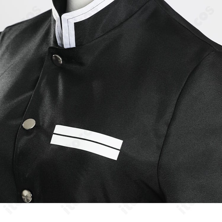 前胸ポケット周辺の詳細。均一なステッチと端処理が撮影時にも映える仕上がり。