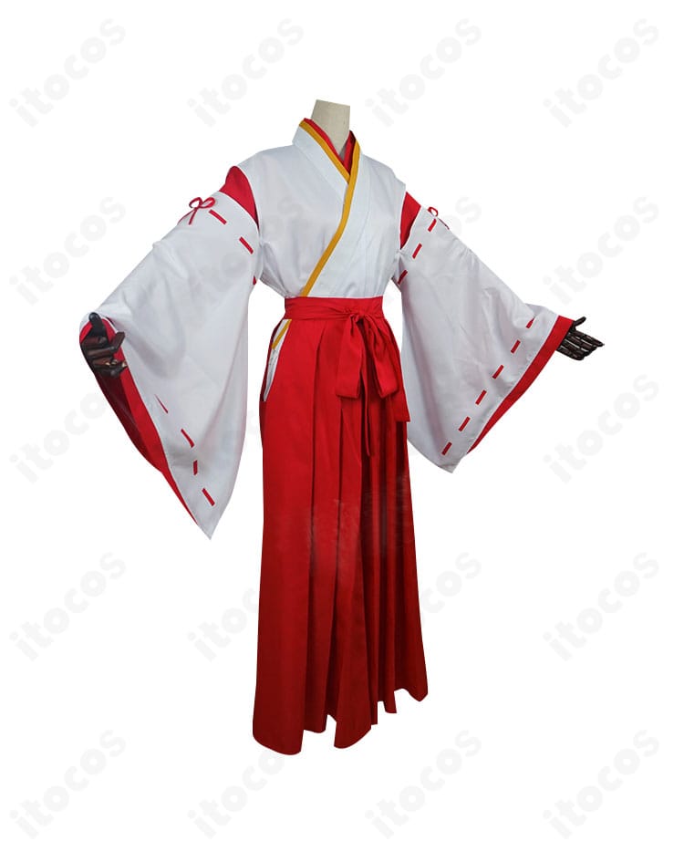 花散里 巫女服コスプレのサイドビュー。袖のボリュームと袴の落ち感、側面の縫製ラインを確認できる画像。