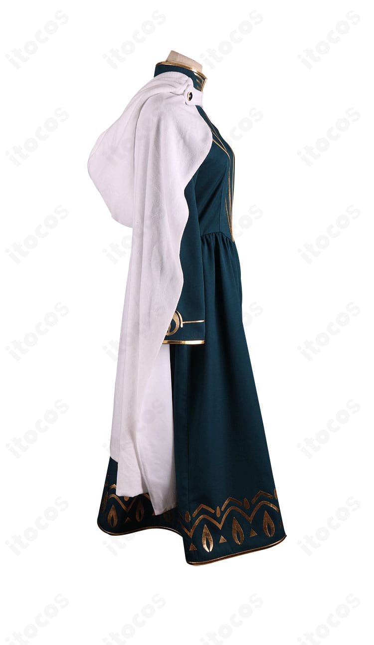 オクトパストラベラーII テメノス・ミストラルのコスプレ衣装 側面。ローブの落ち感と披風のライン、ボタン位置のバランスが確認できます。