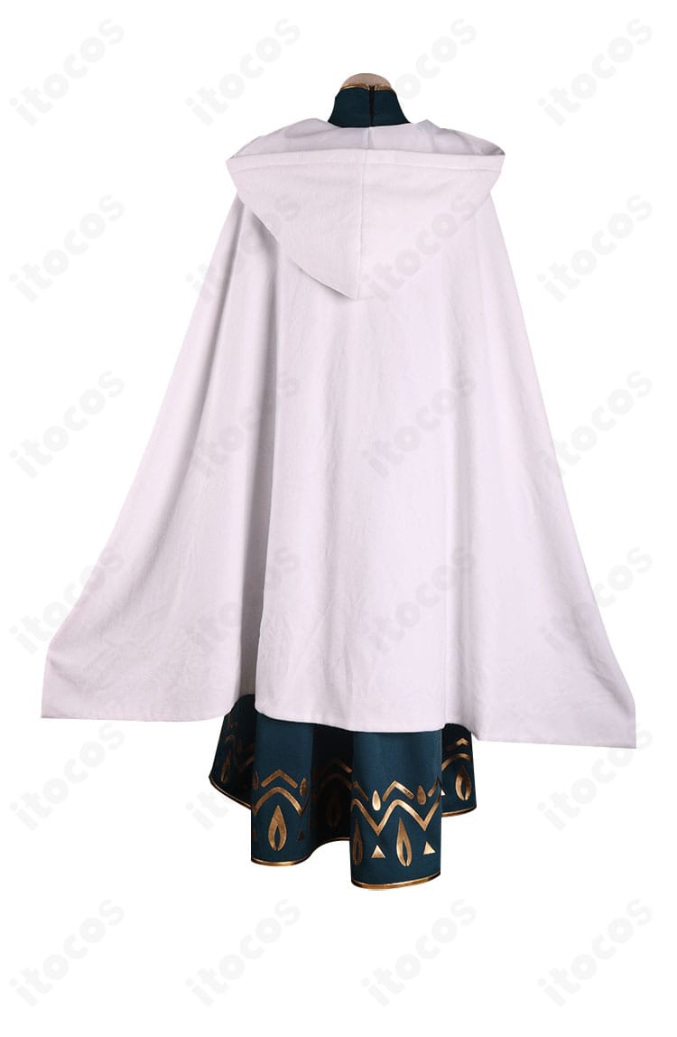 オクトパストラベラーII テメノス・ミストラルのコスプレ衣装 背面。披風のドレープと裾のシルエット、背面装飾の配置が分かります。