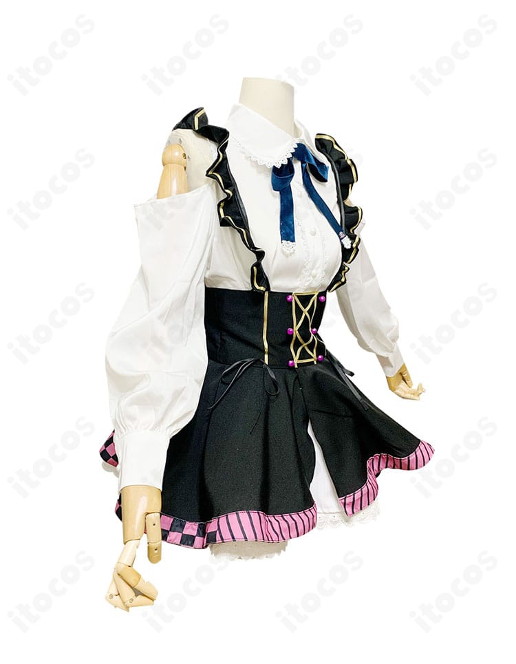 ITOCOS製 ホロライブ 百鬼あやめ ガーリー系コスプレ衣装の側面ビュー。オーダーメイド対応でフィット感を確認できる角度