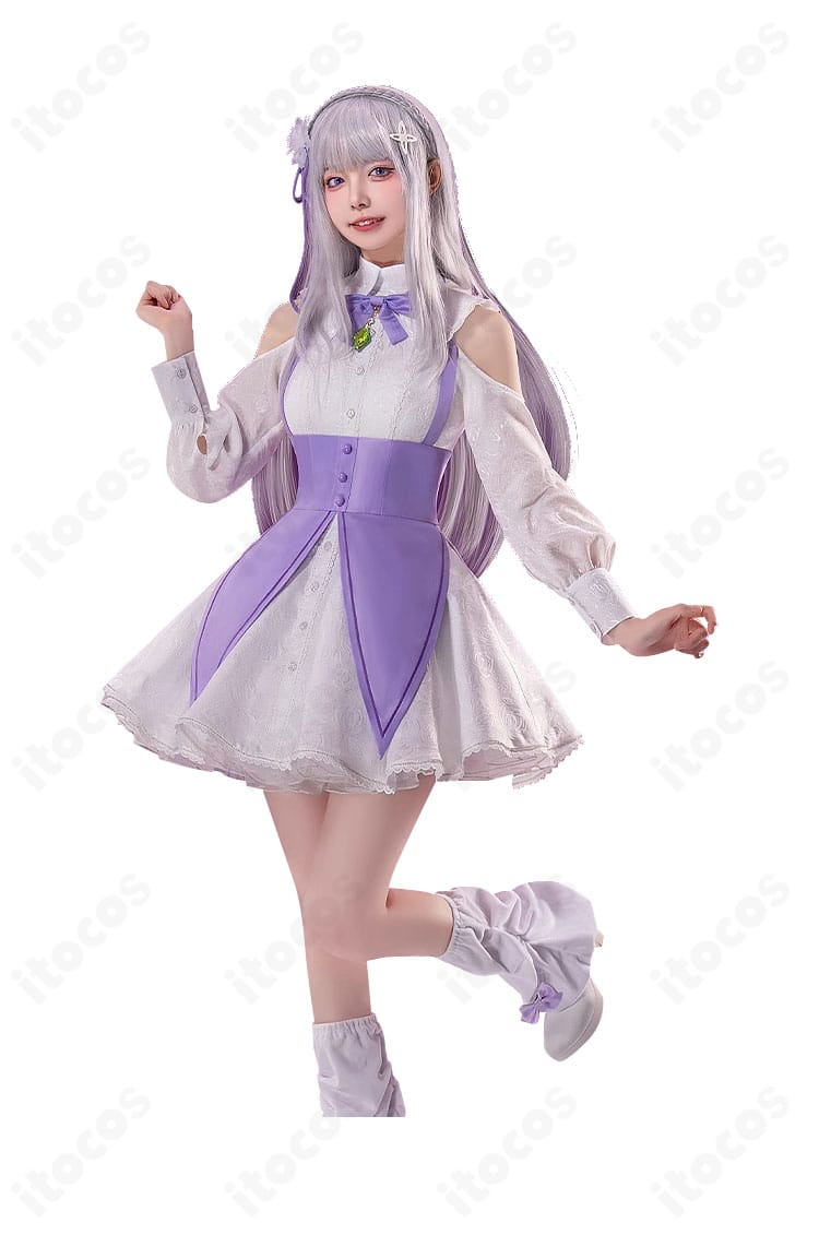 エミリア Memory Snow コスプレ衣装の側面。ウエストラインとスカートの落ち感、側面リボンのバランスが分かるカット。