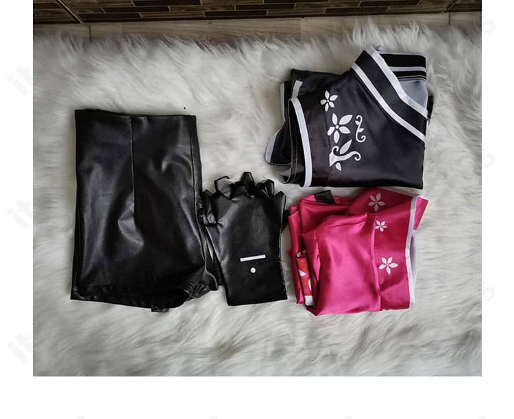 ジェシカ「君子蘭」コスプレ衣装のセット内容一式。上着・トップス・ショートパンツ・手袋の4点が並んだ内容確認画像。