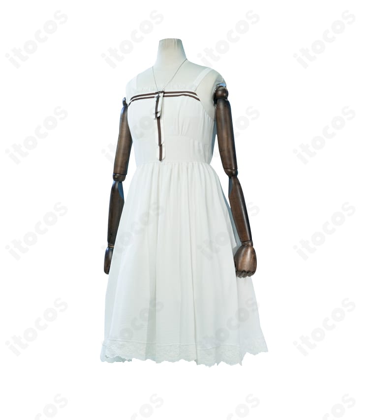 白いドレスの内側ディテール。肌当たりの良い裏地仕様で、長時間でも快適な着心地を実現。