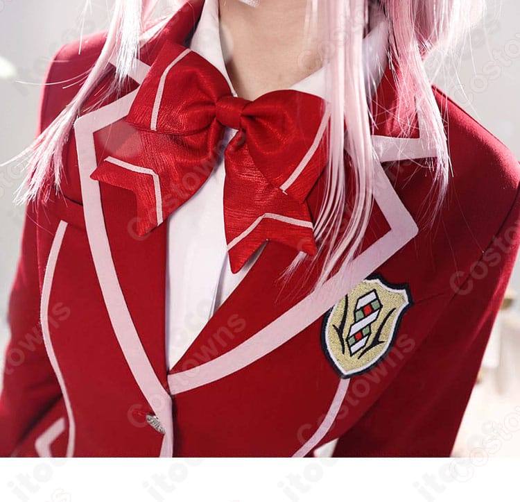 ギルティクラウン 楪いのり 学園制服コスプレ 胸元リボンと装飾のアップ