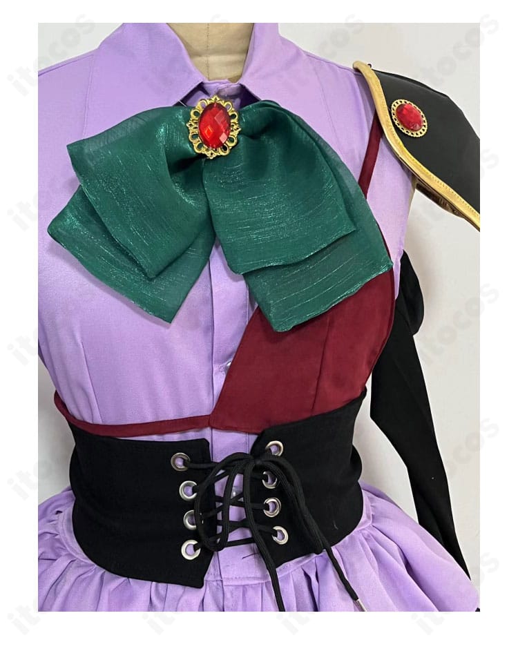 小鳥遊六花 学園祭コスプレ衣装の正面装飾アップ。襟元やリボン位置など細部仕上げが分かる画像