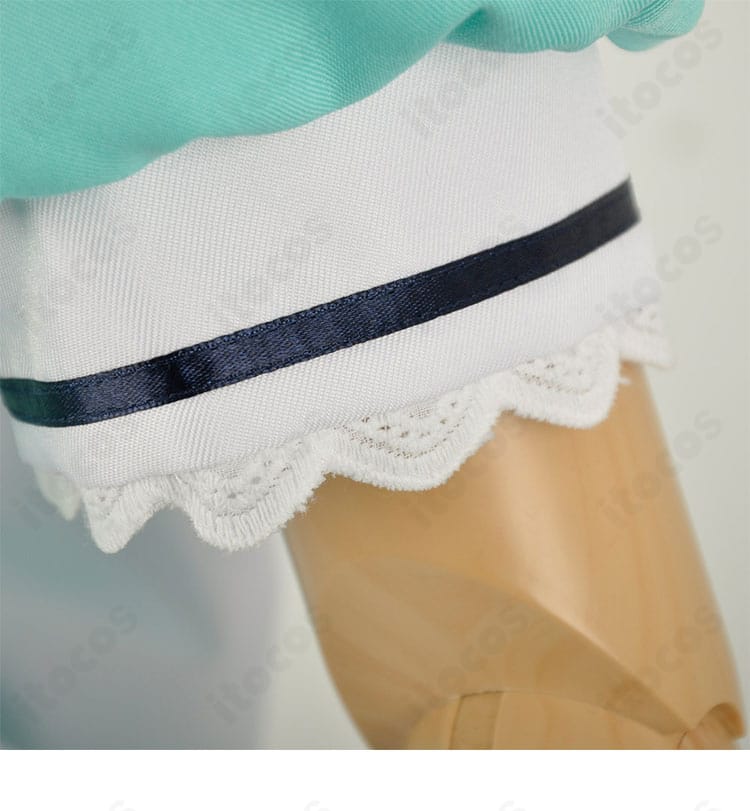 神崎ひでり メイド服の袖口ディテール。切り替えと装飾ラインの精緻な仕上がりを示す近接カット。