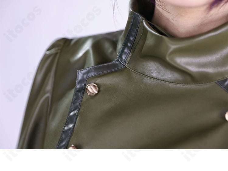 襟元の縫製と素材感のクローズアップ。高品質生地と丁寧なステッチで端正な仕上がり。