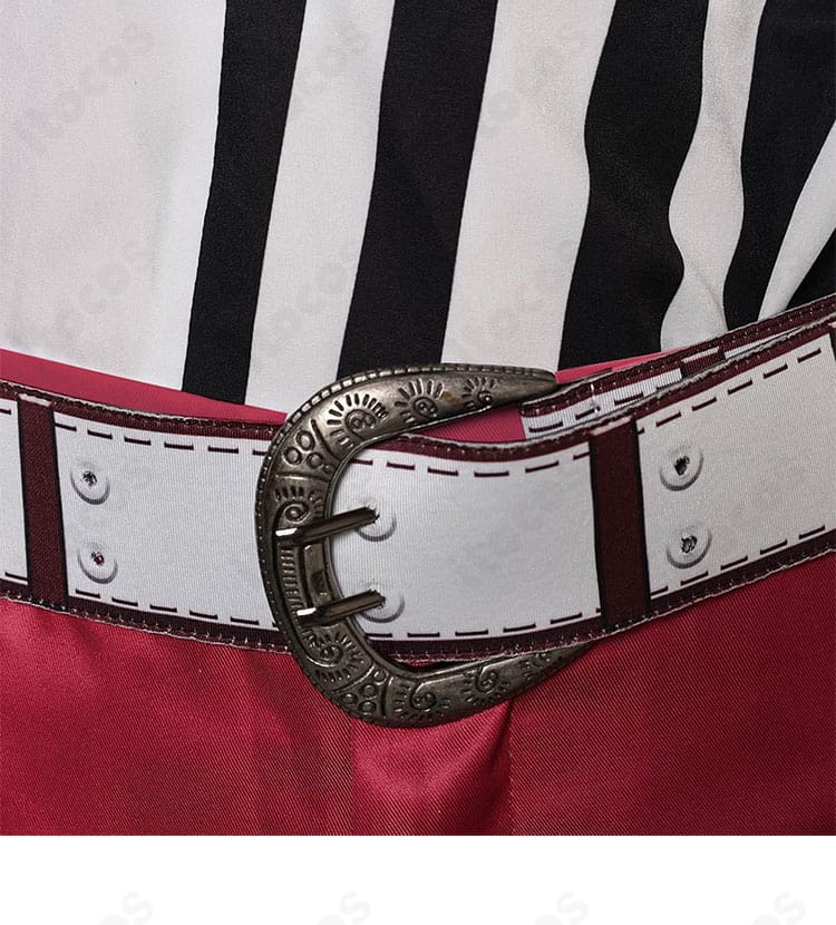 スティーブ・フォックス 衣装の腰ベルト装飾。精密な仕立てで実機イメージに近づけた仕上がり。