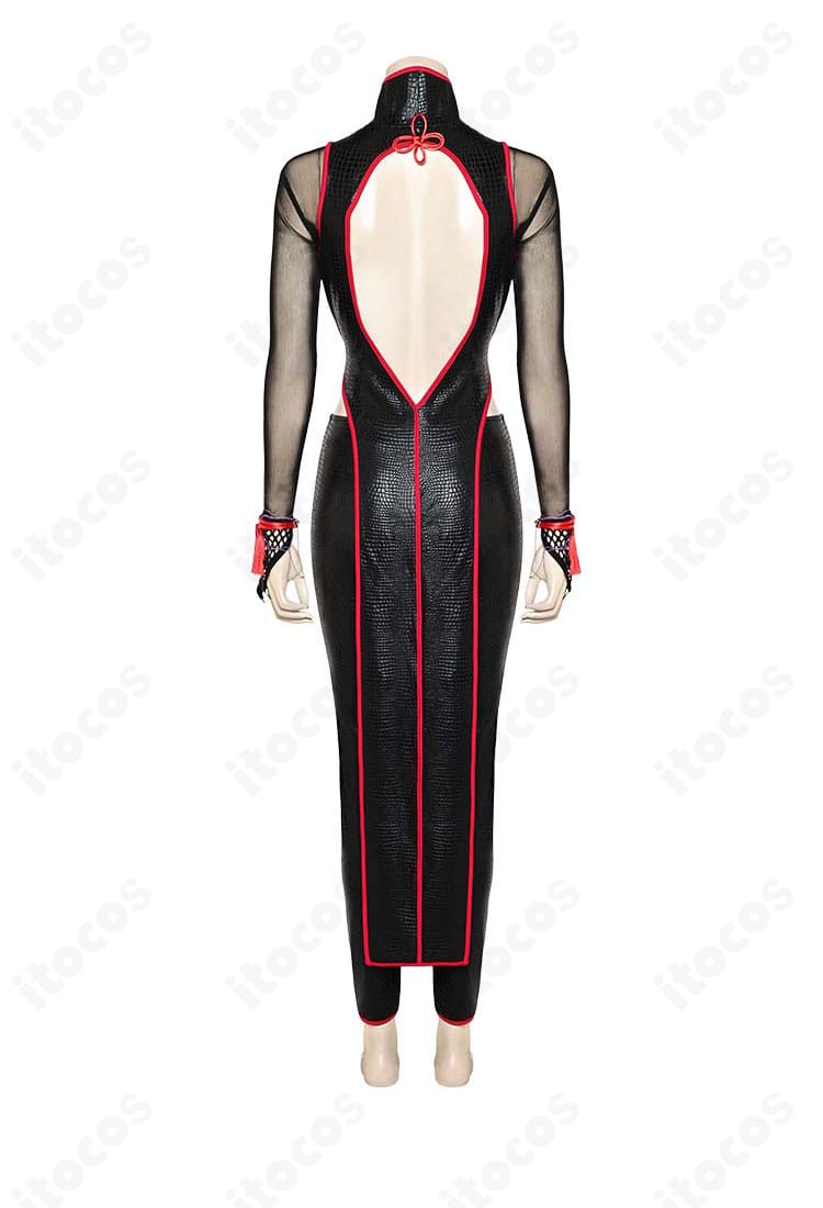 ストリートファイター6 A.K.I. コスプレ衣装の背面。背中の意匠と装飾配置、ライン取りを捉えたビュー