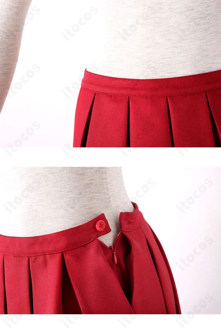 スカート装飾の別アングル。フレア感と装飾配置のバランスを確認できる写真。