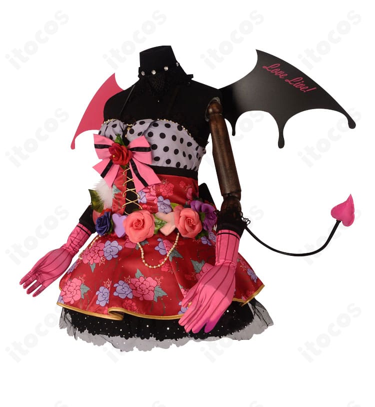 側面から見た東條希 小悪魔編 覚醒後衣装。ウエストラインとスカートのシルエット、装飾配置を確認できる写真