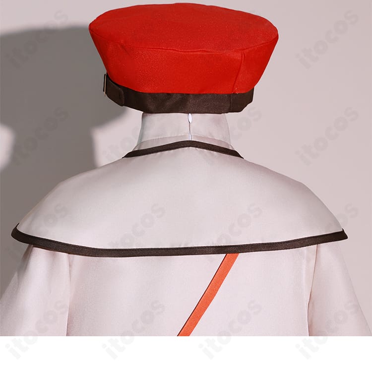 背面から見た袖と肩のディテール。縫製ラインが整い、360度の撮影でも整った印象に仕上がる