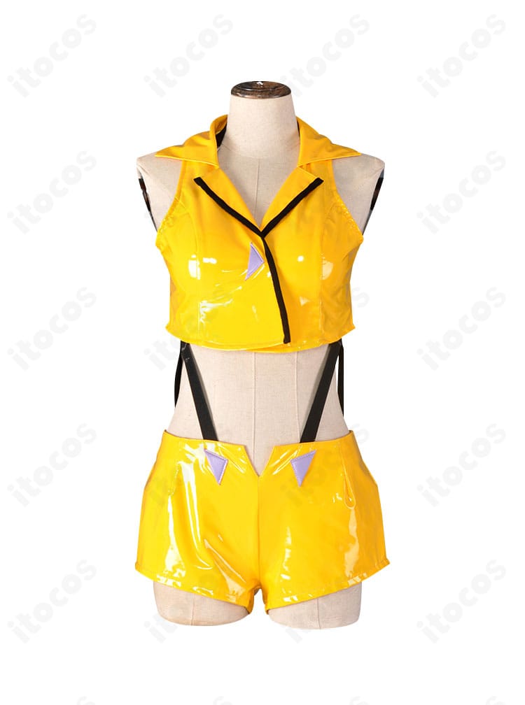 正面アップで各パーツのディテールとシルエットを確認できるフェイ・ヴァレンタイン衣装。縫製の仕上がりとバランスが分かるカット。