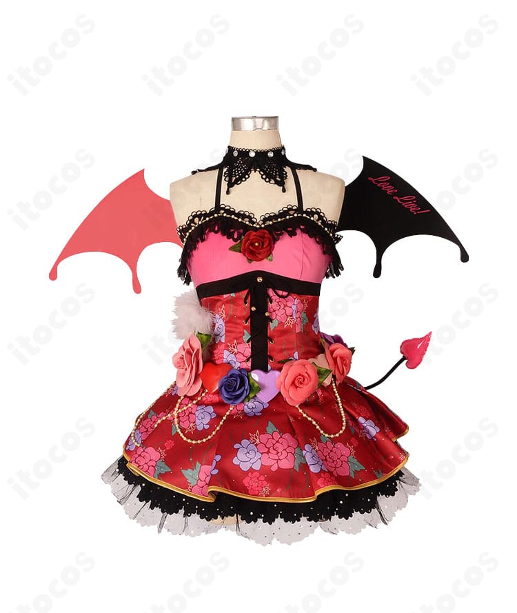 ラブライブ！スクフェス 南ことり 小悪魔編 覚醒後のコスプレ衣装一式を正面から撮影した画像