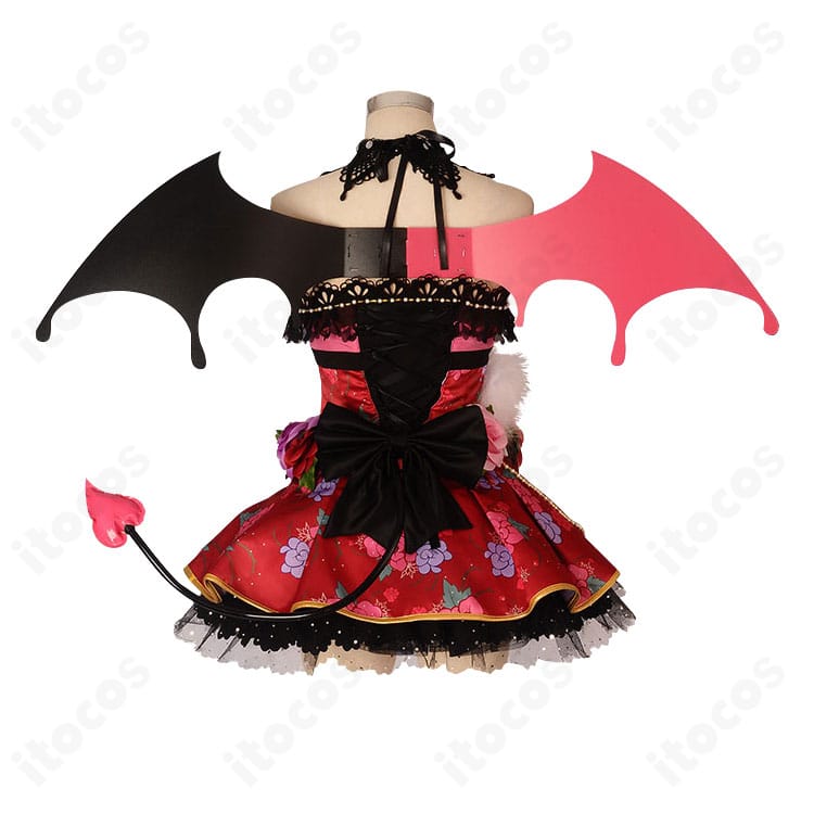 南ことり 小悪魔編 覚醒後コスプレ衣装の背面全体を写したディテール画像