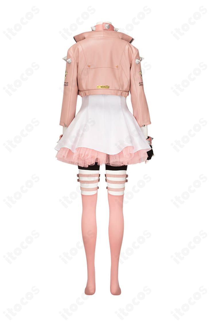 エルフェルト＝ヴァレンタイン衣装 背面全景。コートのラインと背面装飾の配置を細部まで再現