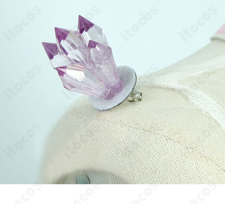 ホロライブ 古石ビジュー 衣装 右肩パーツのクローズアップ。原作イメージを丁寧に再現