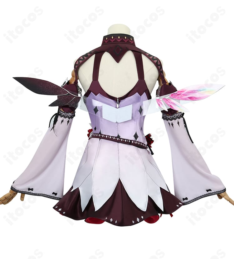 IRyS 2022 Winter衣装の背面。翼と背中のライン、後ろ姿の再現度を示すバックビュー。