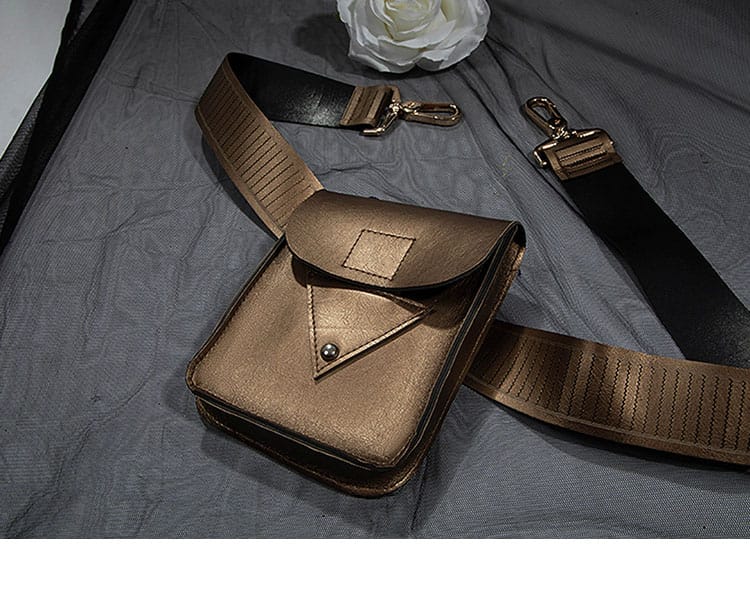 無期迷途 マチルダ コスプレ衣装のネックレス細部。上品なアクセント