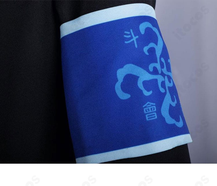 袖の装飾パーツのアップ。精巧な加工で浅観音真宝の衣装らしさを強調。