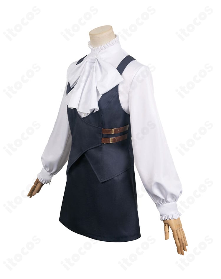 ヨル・フォージャー衣装の側面。ベストのフィット感とフレアスカートの美しいラインが分かる角度。