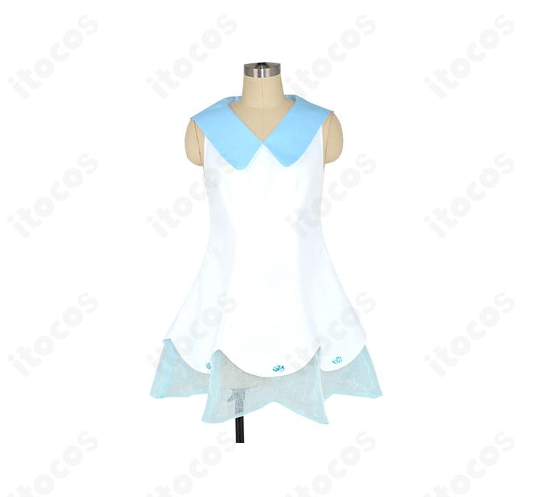 リーリエ衣装ワンピースの正面ディテール。襟元と装飾ステッチ、スカラップ調の意匠を忠実に表現。