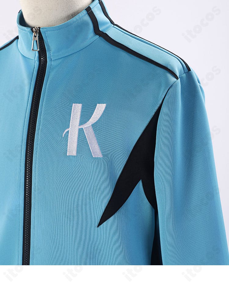 清瀬灰二ユニフォームの胸前ディテール。意匠再現と素材の質感が分かる近接カット