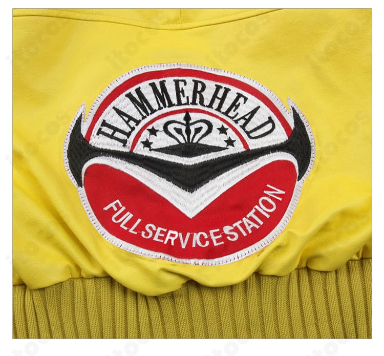 シドニー・オールム衣装の背面装飾。ヨーク切替とステッチワークの精密さを強調。