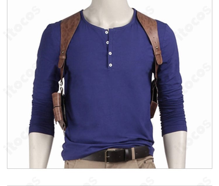 ネイサン・ドレイク衣装の背面。肩から背中にかけてのラインと装備の収まりを再現。