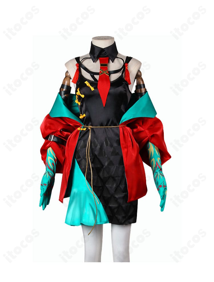 アークナイツ シー 新春シリーズ「流砂」コスプレ衣装の正面全体像。コートとワンピースのレイヤー、装飾の配置が分かる画像