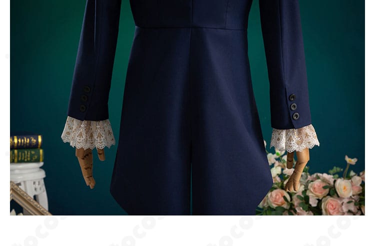 恋と深空 ホムラ コスプレ衣装 バックデザイン。背面全体の装飾バランスとシルエット。