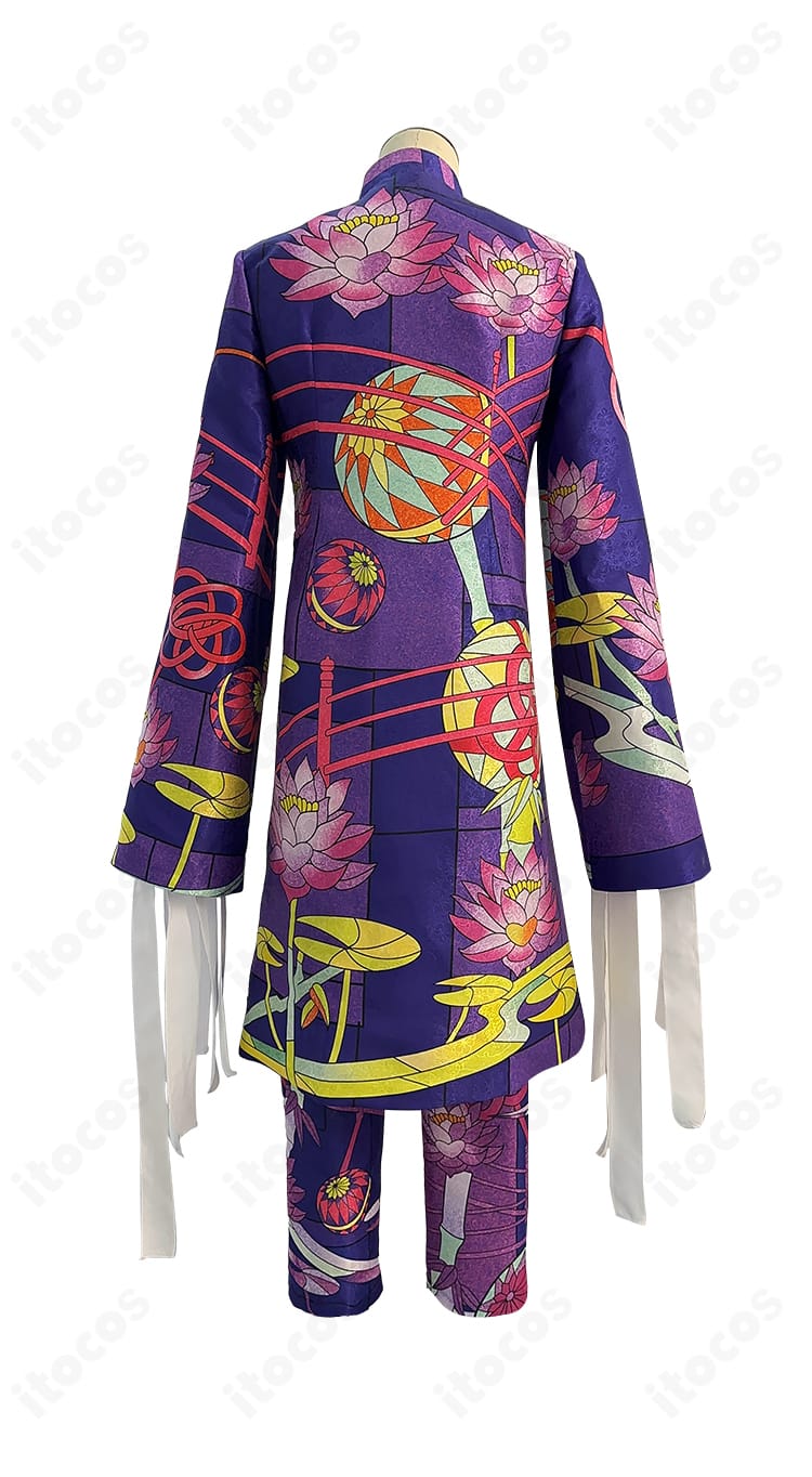 東京卍リベンジャーズ 三途春千夜 衣装の背面。ラインとシルエット、裾の仕立てが確認できるクールなバックスタイル