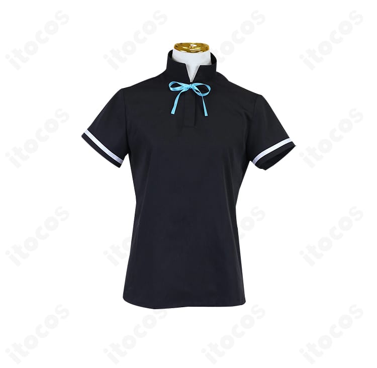 黒基調のトップス正面。精緻な裁ちと美しいシルエットが特徴。