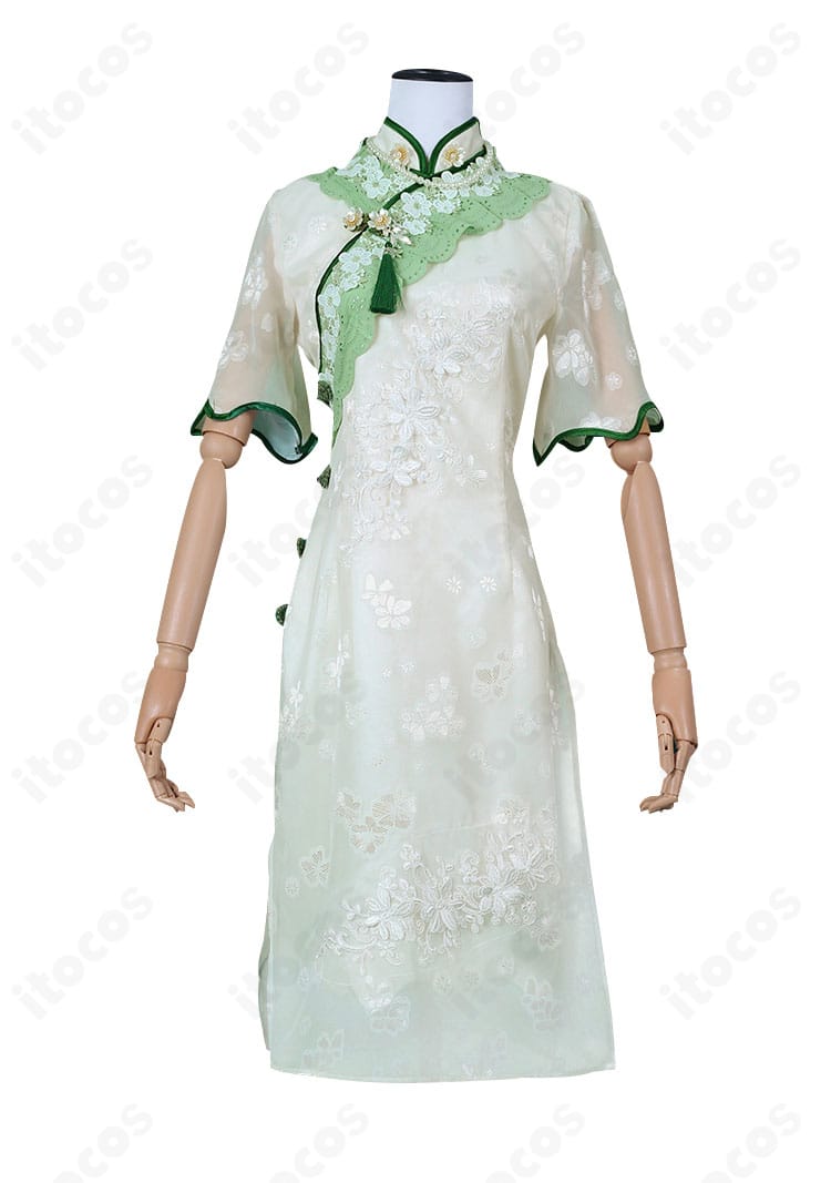 第五人格 エマ・ウッズ 初晴 コスプレ衣装の正面全体。旗袍風ワンピースと落ち着いた装飾が見える構図