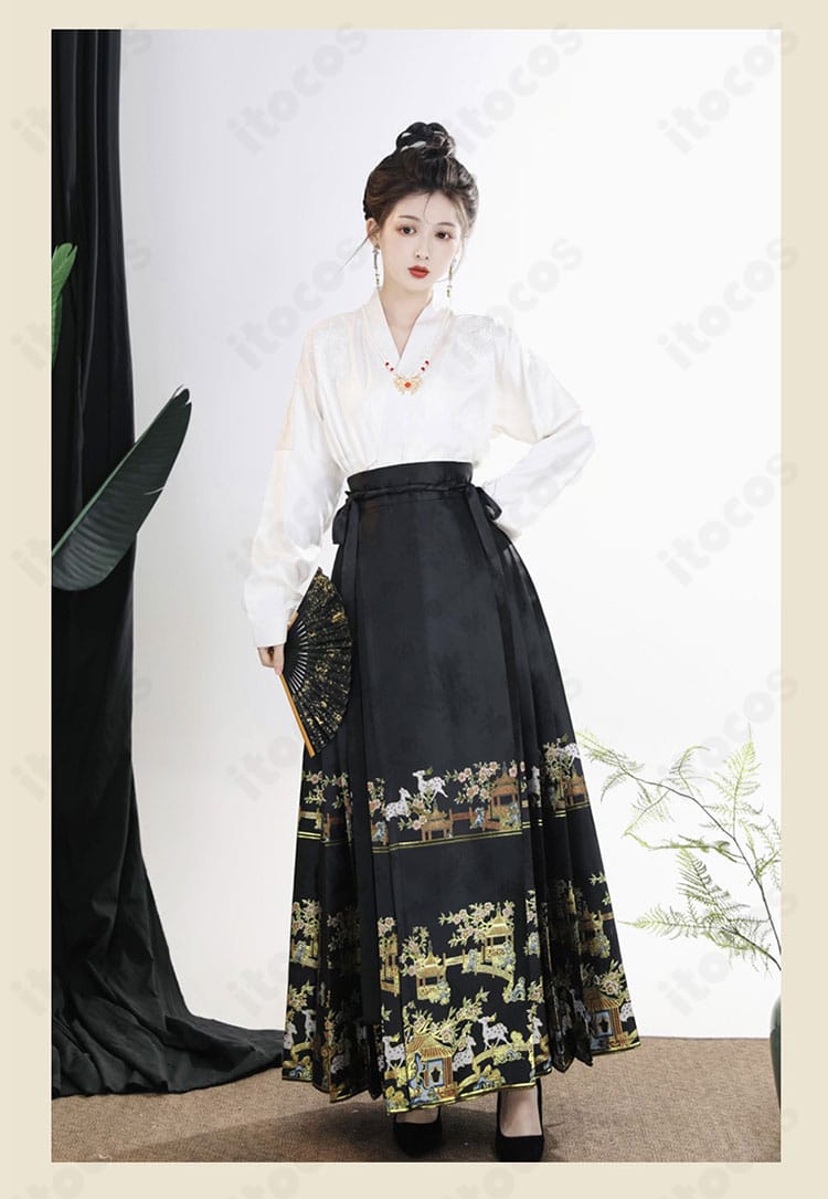 漢服の馬面裙コスプレ衣装を正面から。直線的な前パネルと美しいプリーツが際立つデザイン。