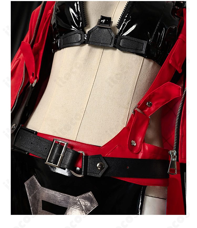 レッドフード衣装 腰ベルトのディテール。ウエスト周りの立体感を際立たせる再現設計。