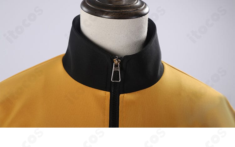 ハイキュー!! 日向翔陽 黒狼隊 コスプレ衣装の襟元ディテール。襟の形状とステッチワーク、縁取りの仕上げ