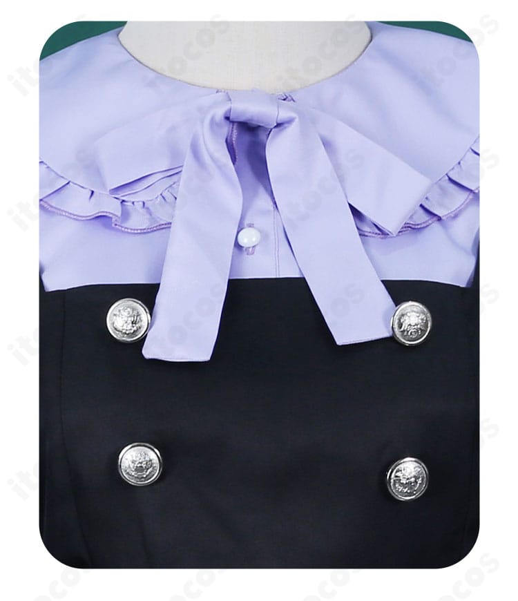 小鳥遊六花 ゴシック服コスプレの襟元アップ。刺繍とレースの重なりが上品に映えるディテール。